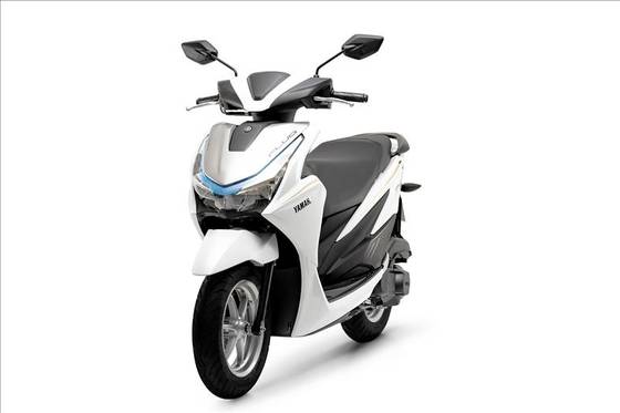 YAMAHA FLUO 125 HYBRID CONNECTED ABS YAMAHA FLUO 125 HYBRID CONNECTED ABS